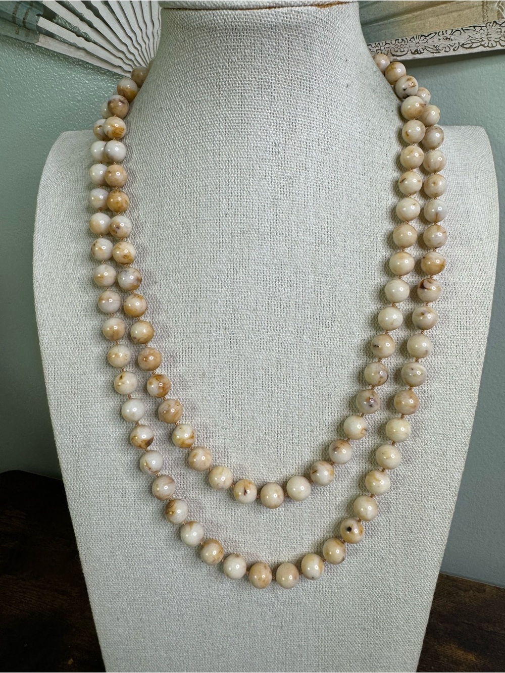 Vintage Cream and Beige Marbled Lucite Beaded Necklace Earthy Bohemian Flapper
